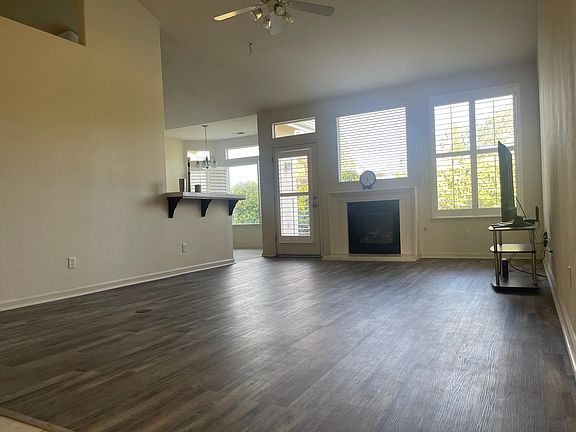 4th image of 10824 N Bunker Hill Dr
