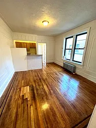 Rented by LRGNY Group, Inc.