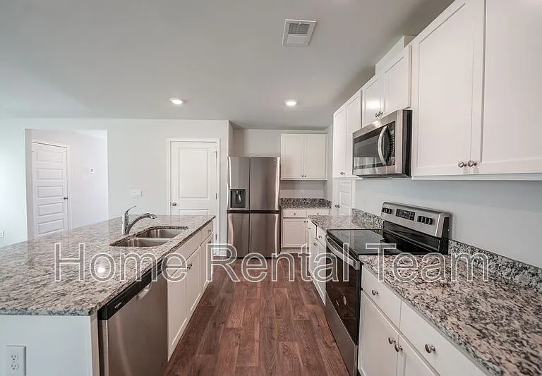 412 Coconut Dr — Photo 10
