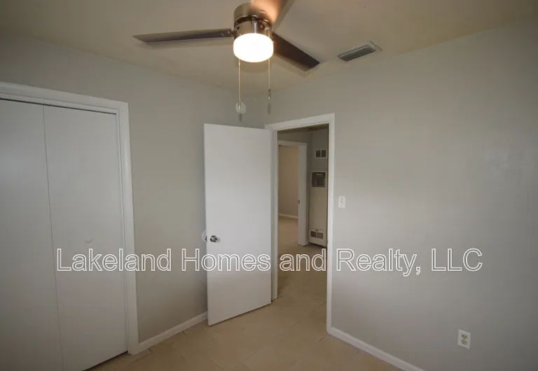1213 W Patterson St — Photo 16