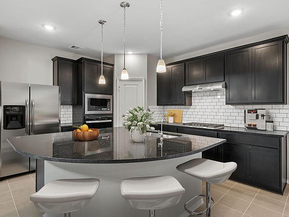 2nd image of 311 Violet Crown Ln