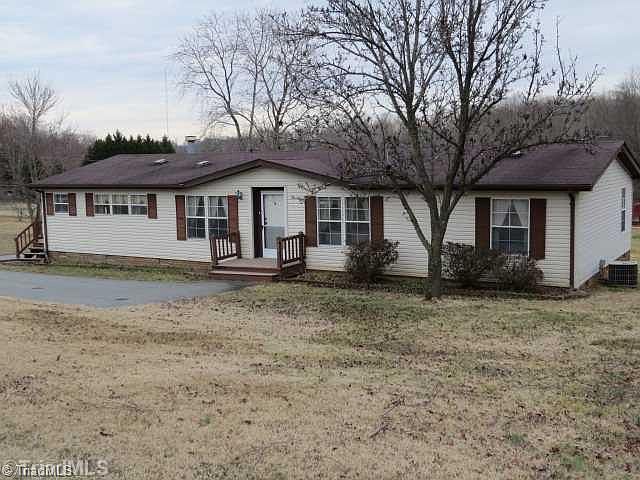 1st image of 121 Aster Cir