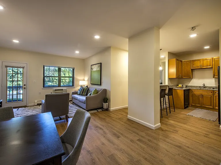 750 Highland Ave #1 — Photo 8