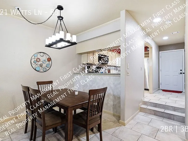 421 Watts Ln #B5 — Photo 8