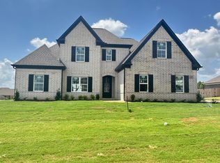 604 Wells Dr, Hernando, MS 38632