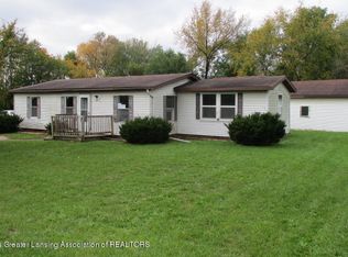 428 Russell St, Leslie, MI 49251
