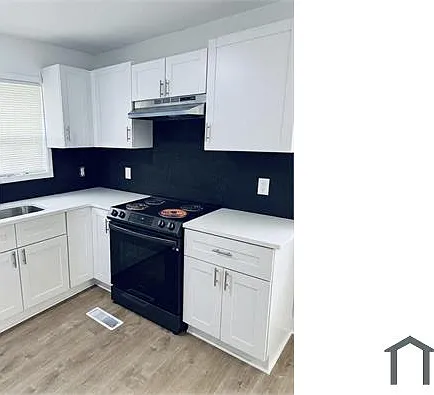 124 E Northrup Dr — Photo 5