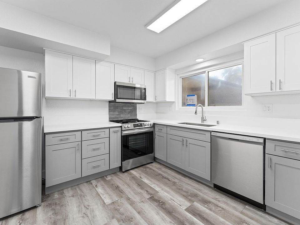 1st image of 323 14th St #11