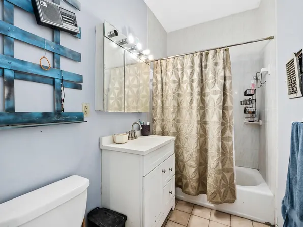 134 Ogden Avenue image 17 of 28