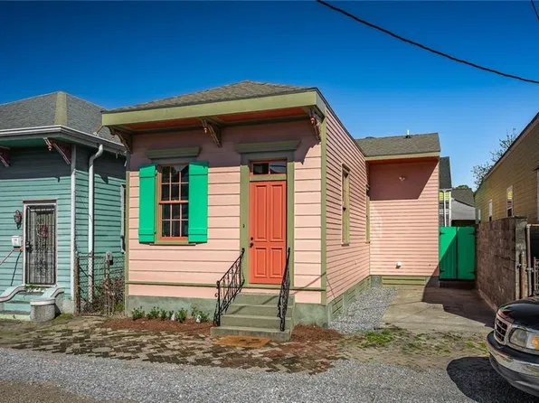 1127 Music St, New Orleans, LA 70117