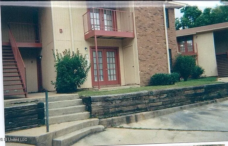 836 Riverview Dr #17 — Photo 12