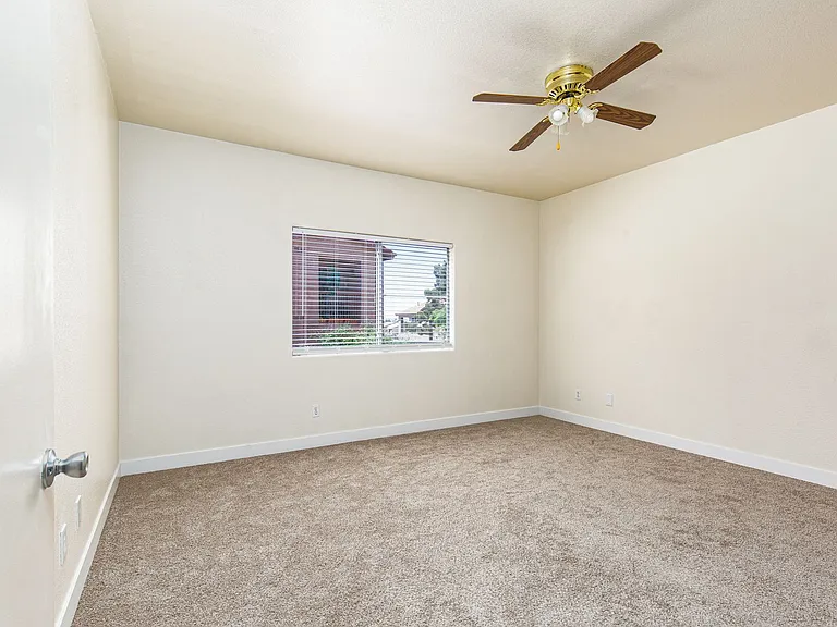 2110 Los Feliz St #1028 — Photo 13
