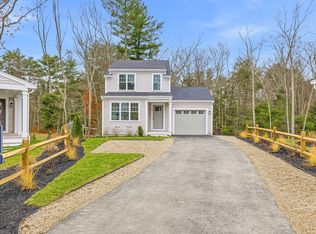 17 Pat Rose Way, Rockland, MA 02370