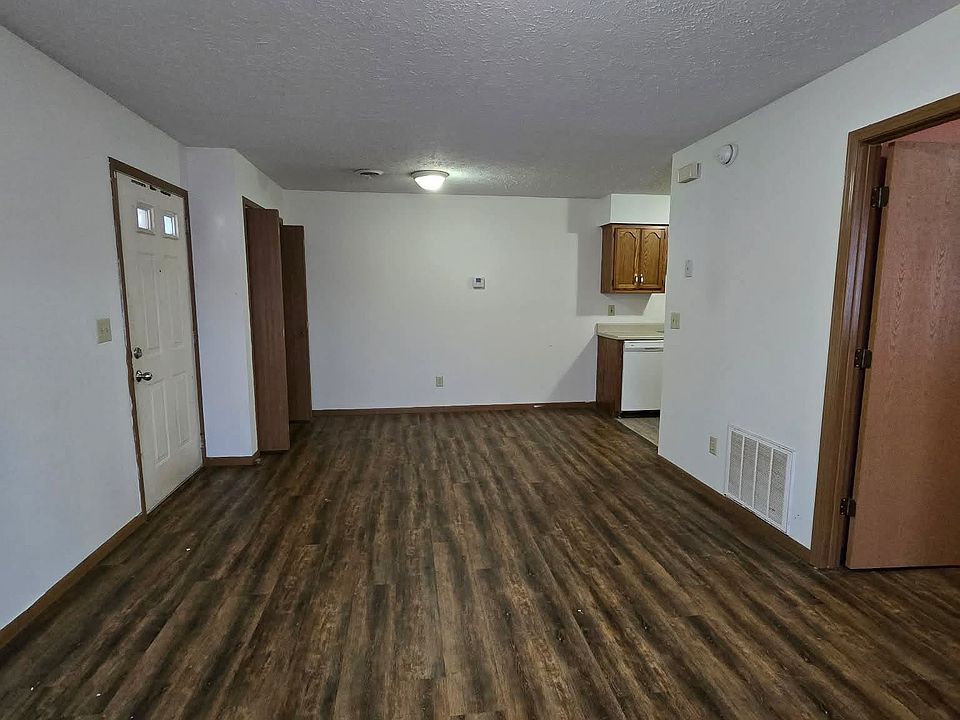 2nd image of 115A Holly Dr