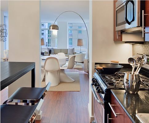 2nd image of 15 Gold St #1107