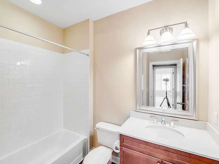 1903 Kenilworth Ave #109 — Photo 19