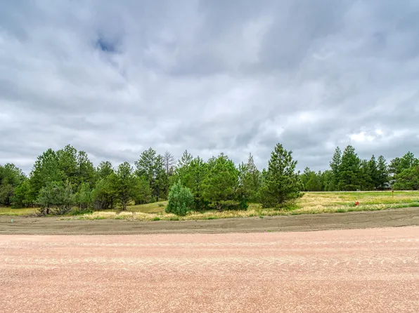 13 Freedom Dr, Moorcroft, WY 82721