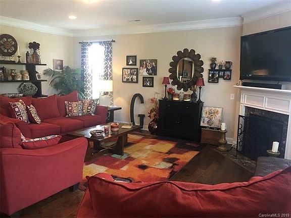 4th image of 7393 Albemarle Dr