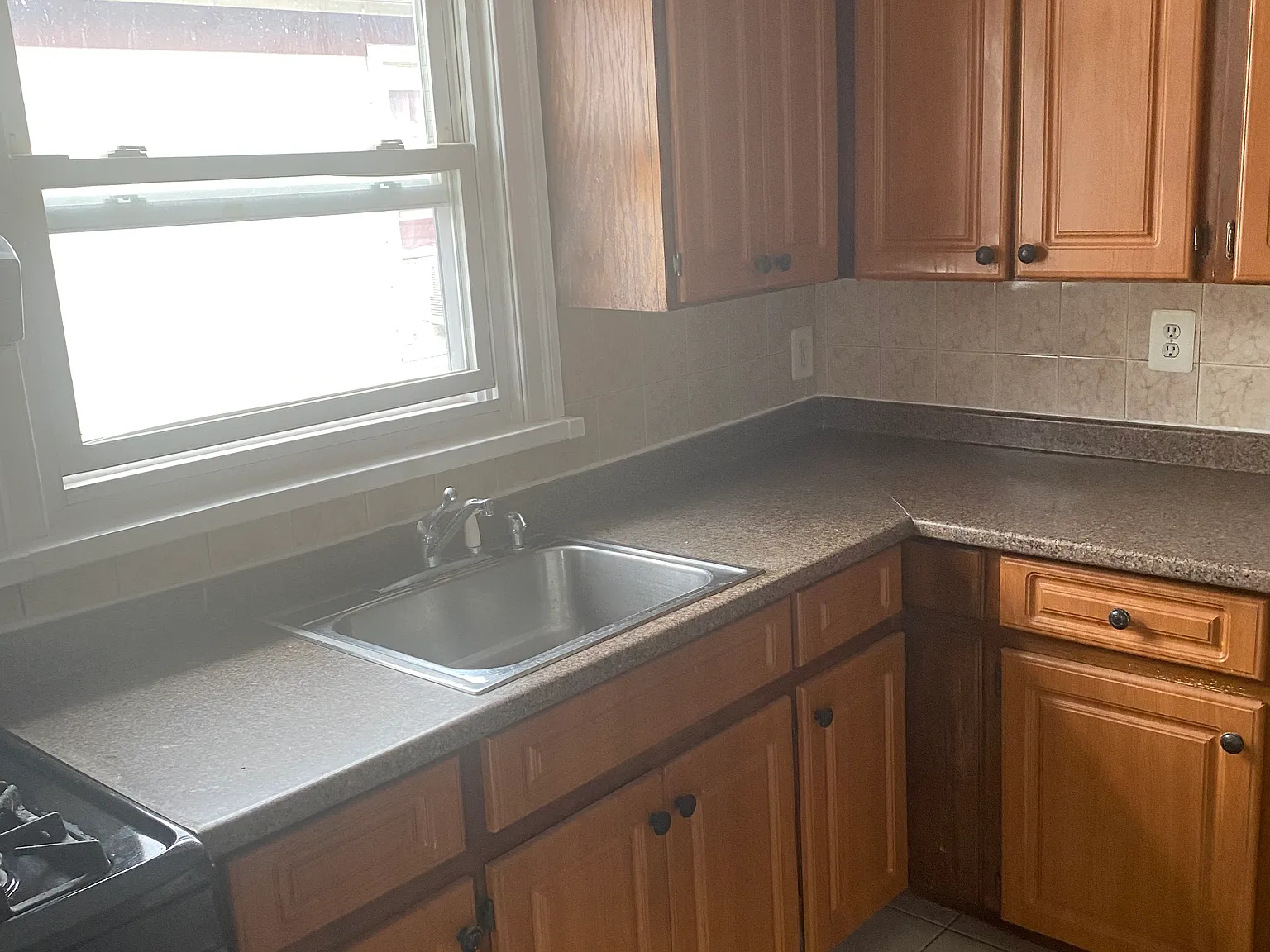 3 bed, $3,300 — Photo 3