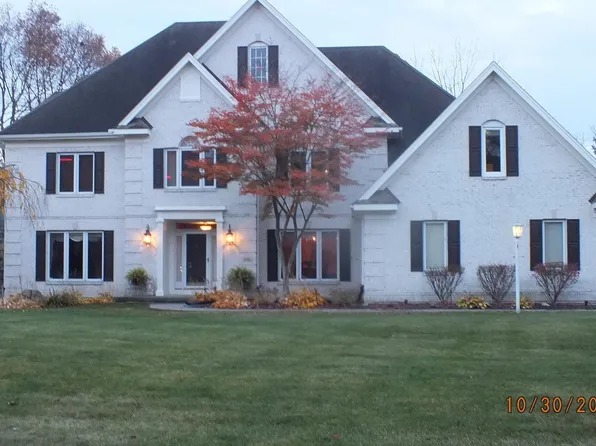 3161 Deer Creek Dr, Lambertville, MI 48144