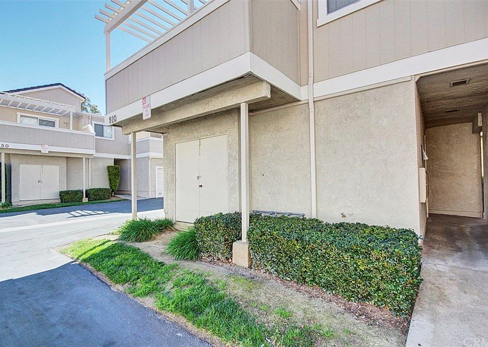1st image of 920 Golden Springs Dr Unit C