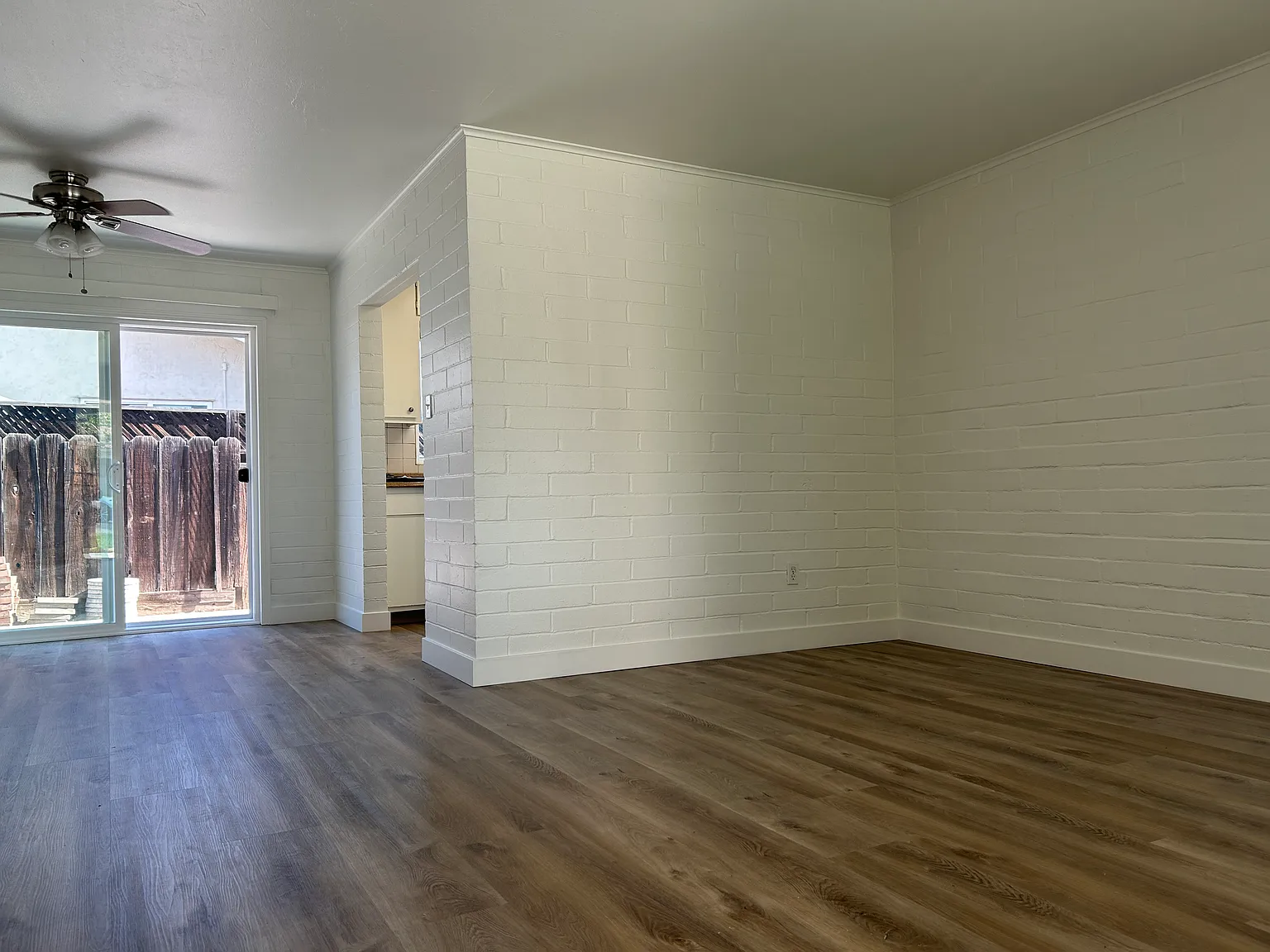 2Bd 1Ba — Photo 3