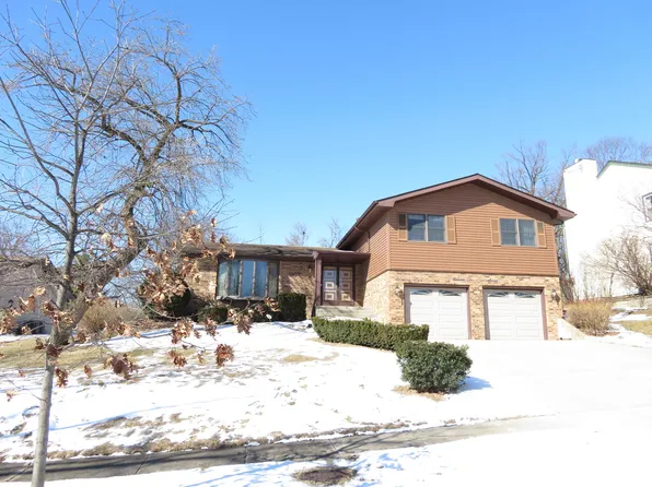 1107 S Raven Rd, Shorewood, IL 60404