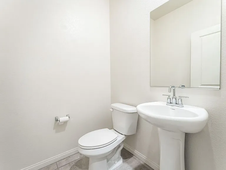 410 Larksong Ave — Photo 22