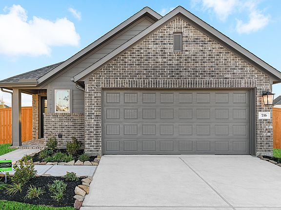 2nd image of 716 Lake Lacosta Dr