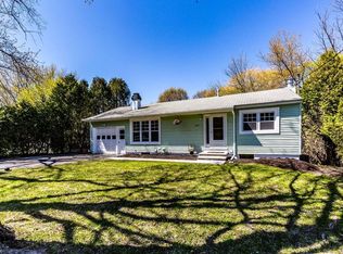 207 Briarcliff Rd, Syracuse, NY 13214