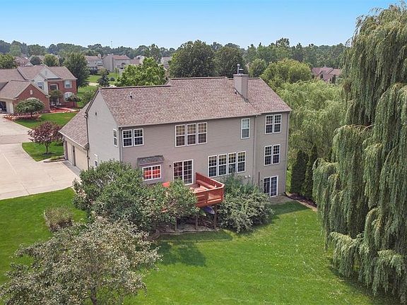 3rd image of 4225 Newcastle Dr