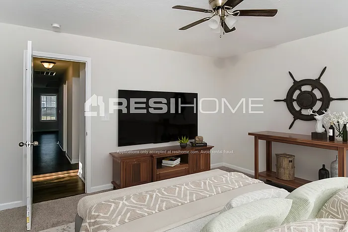 18347 Upland Trl — Photo 8