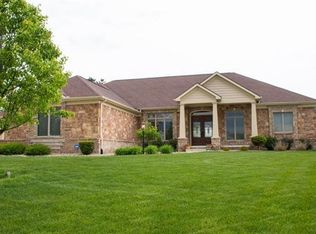 18230 Gilmore Dr, South Bend, IN 46637