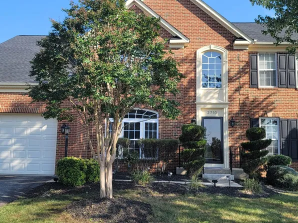 2710 Myrtlewood Dr, Dumfries, VA 22026