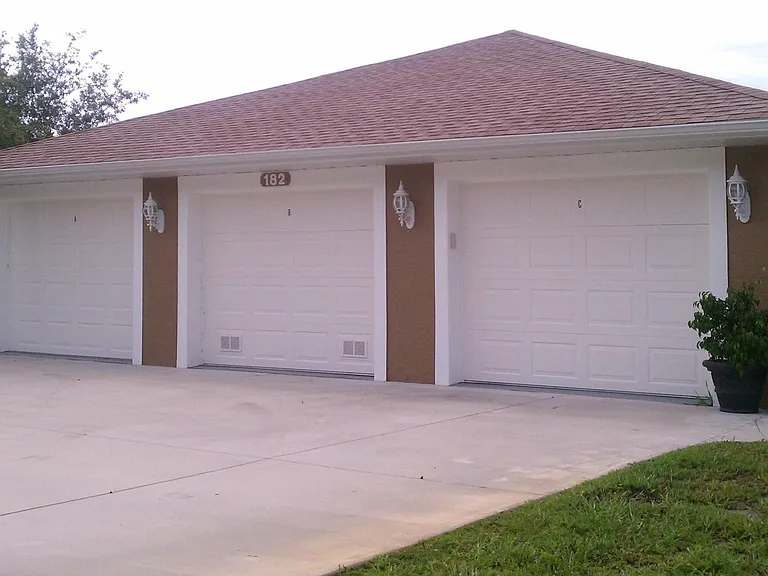 182 Rotonda Blvd W #C — Photo 2