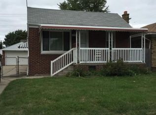 8319 Sterling St, Center Line, MI 48015