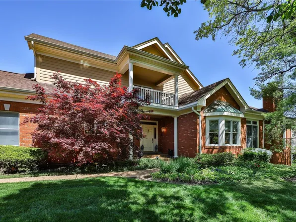 238 Carlyle Lake Dr, Saint Louis, MO 63141