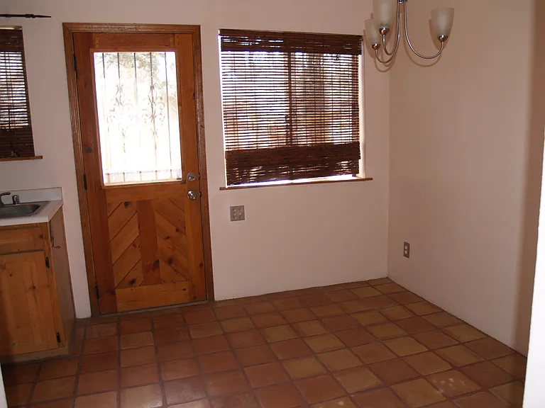 2784 Calle De Oriente Norte — Photo 5