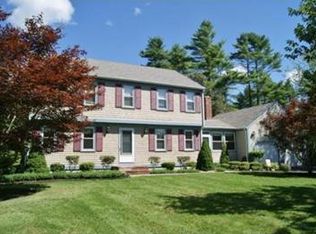 23 Old Pierce Rd, Dartmouth, MA 02747