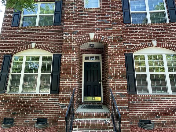 2nd image of 3509 Deborah Dr