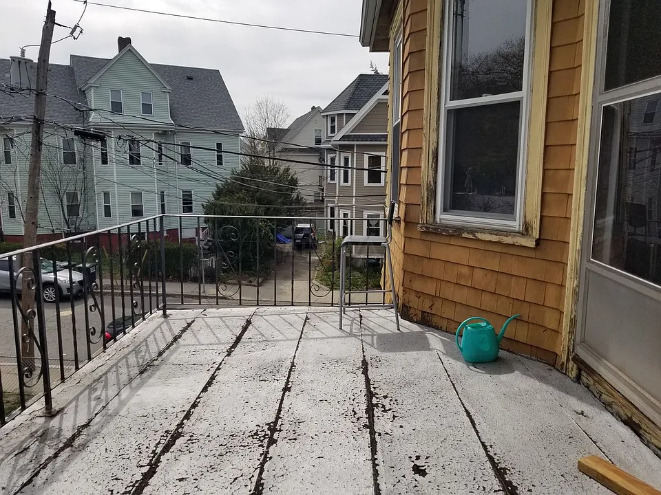 14 Warner St #2