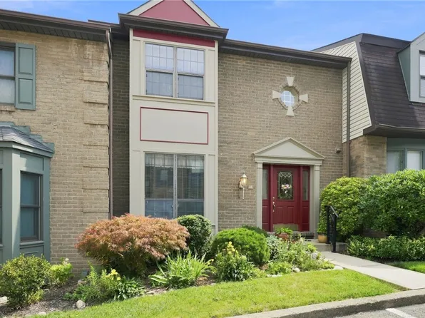 346 Nature Trail Ln, Murrysville, PA 15668