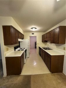 2200 Sunderland Rd APT 135K, Winston Salem, NC, 27103