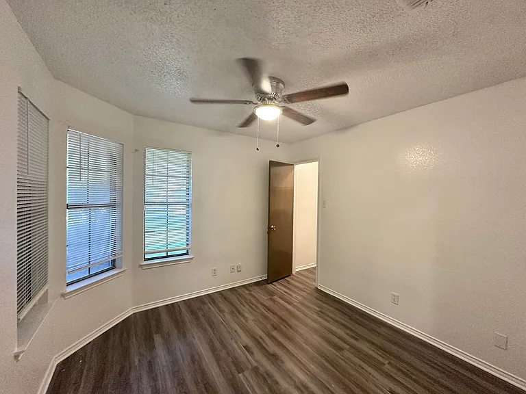 2703 Sidewinder Dr — Photo 18