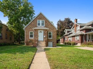 2532 Elizabeth Ave, Zion, IL