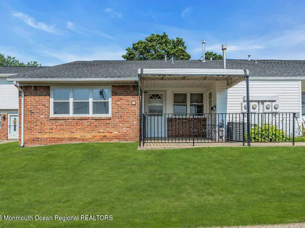 9 Galewood Drive #859, Matawan, NJ 07747