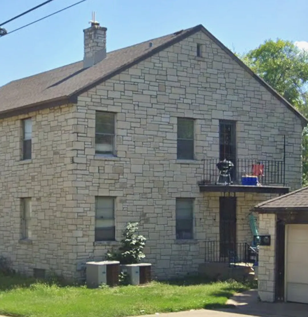 3 bed, 1450 sqft, $1,685 — Photo 2