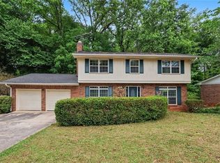 968 Abingdon Ct, Stone Mountain, GA 30083