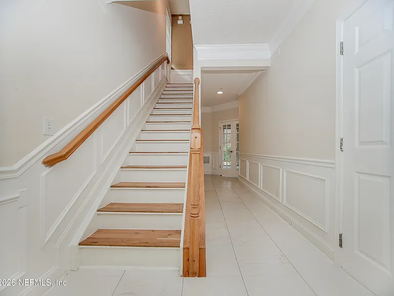 4442 Rock Creek Cir — Photo 8