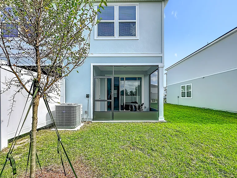 53 Palmones St — Photo 37